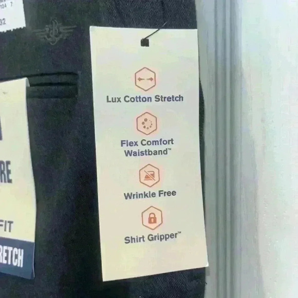 NWT Dockers Mens  Classic Fit Signature Khaki Lux Cotton Stretch Pants - Picture 4 of 7